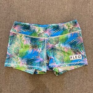 Fleo Shorts